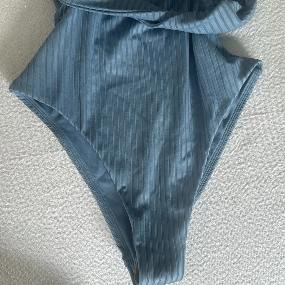 L*SPACE Coast To Coast One Piece Swimsuit, Baltic, Size Small, $183